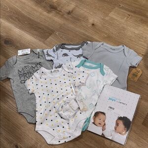 Boys bodysuit set of 6